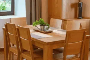 come eliminare i tarli dalle sedie in legno